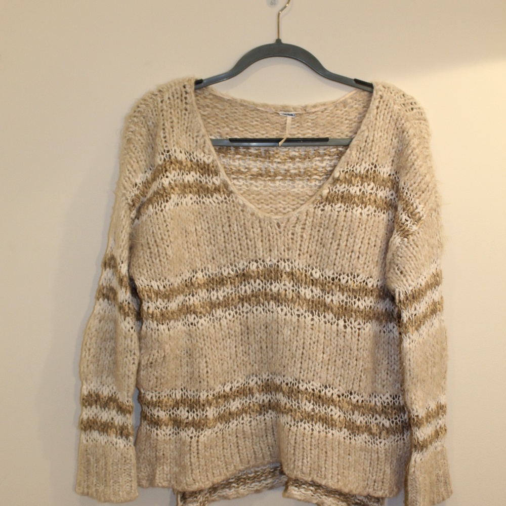 Fuzy Knitted Free People Sweater - Picture 2 of 2